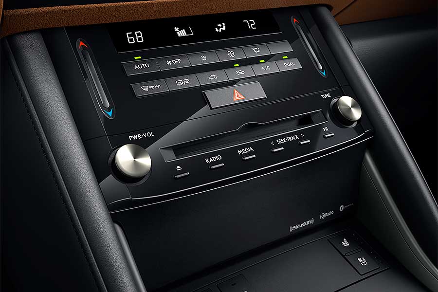 is-23 苦追對手20個年頭,2021年新改款IS真的要認真了。