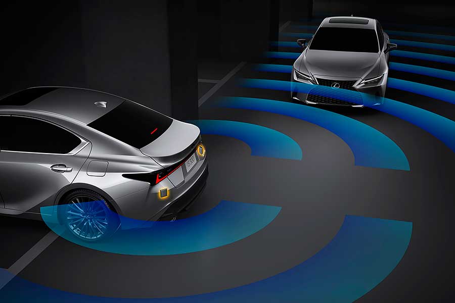 is-41 苦追對手20個年頭,2021年新改款IS真的要認真了。