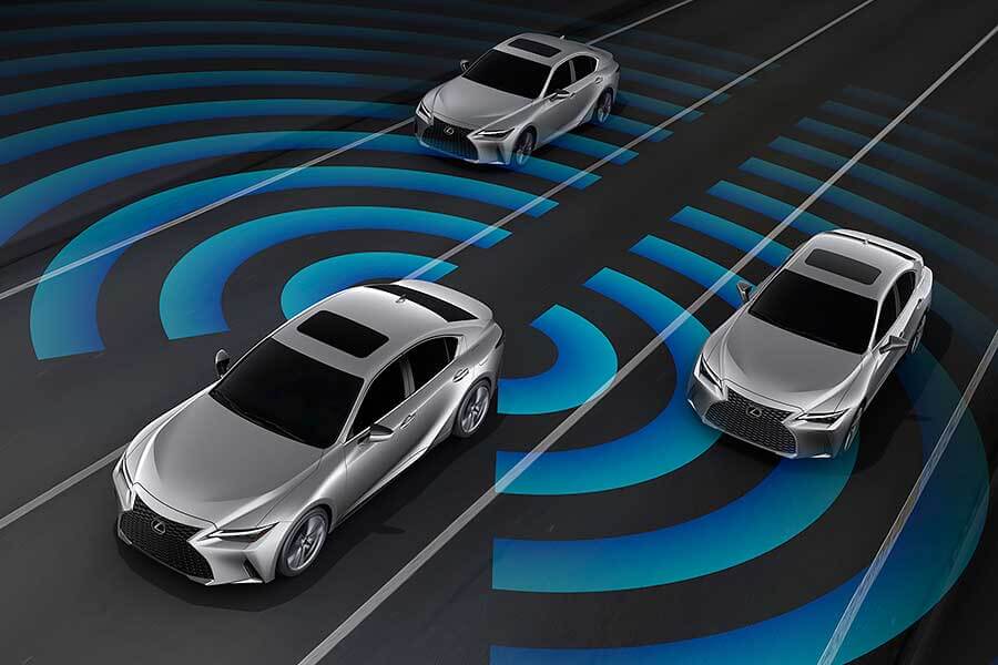 is-42 苦追對手20個年頭,2021年新改款IS真的要認真了。