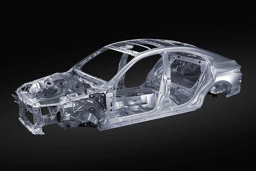 is-56 苦追對手20個年頭,2021年新改款IS真的要認真了。