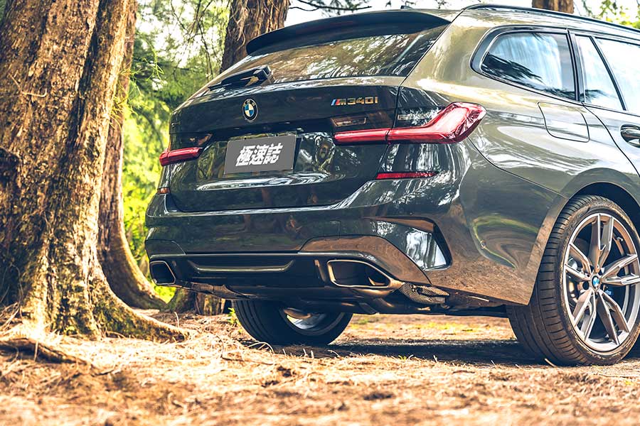 源源不絕的後勁輸出配上相對凌厲的下盤軀幹，坐在上頭不自覺地有句話在我腦海餘音繞樑，那就是甩下去~~甩下去~~恐怖吶~~