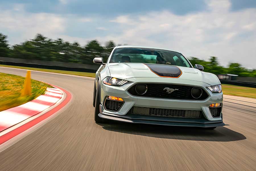 mach1-13 不只超音速,還超時空跳躍五十年。