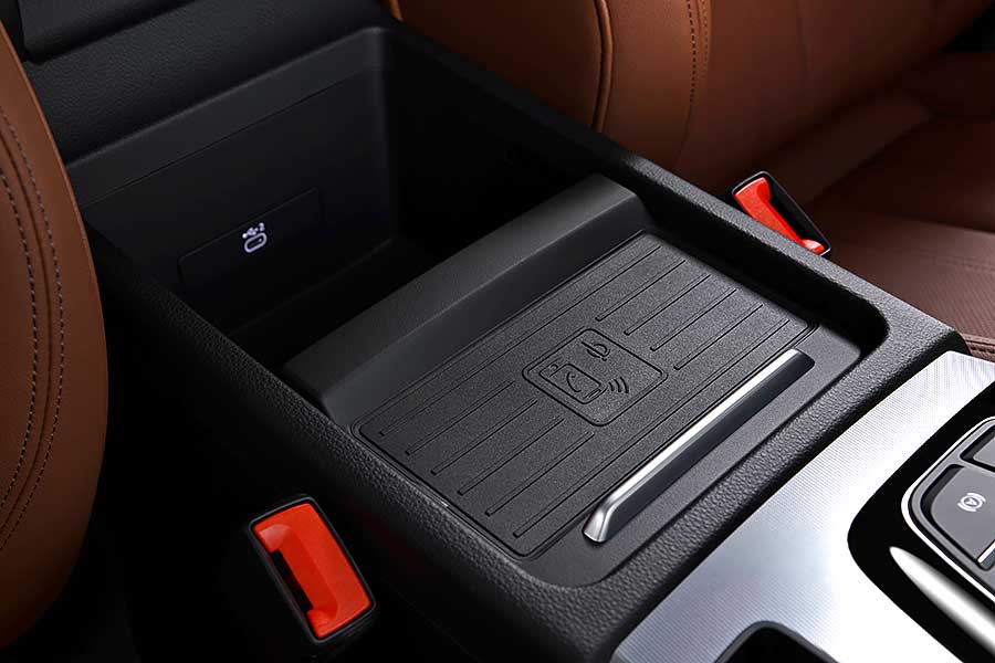 q5-22 三種OLED尾燈選擇,難不成奧迪又畫錯重點了?