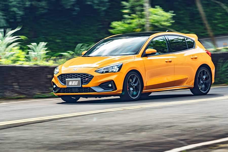 內外相輔相承，就像一部五育均衡發展的鋼砲模範生，有史以來最出類拔萃的Focus ST。