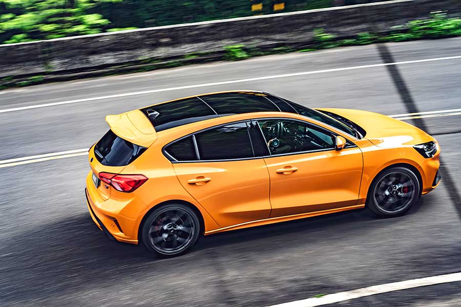 內外相輔相承，就像一部五育均衡發展的鋼砲模範生，有史以來最出類拔萃的Focus ST。