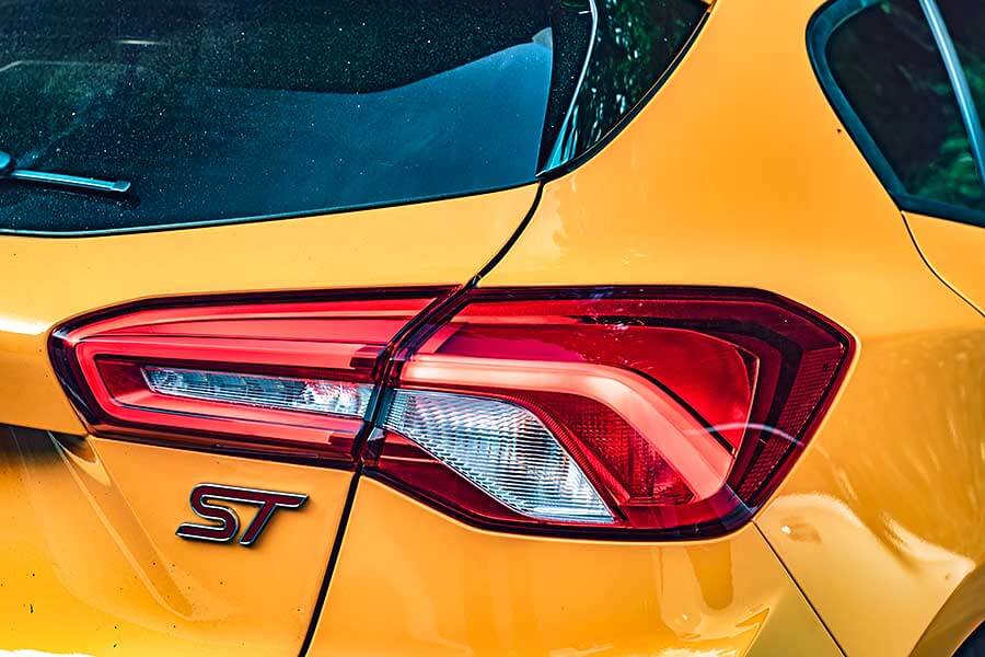 內外相輔相承，就像一部五育均衡發展的鋼砲模範生，有史以來最出類拔萃的Focus ST。