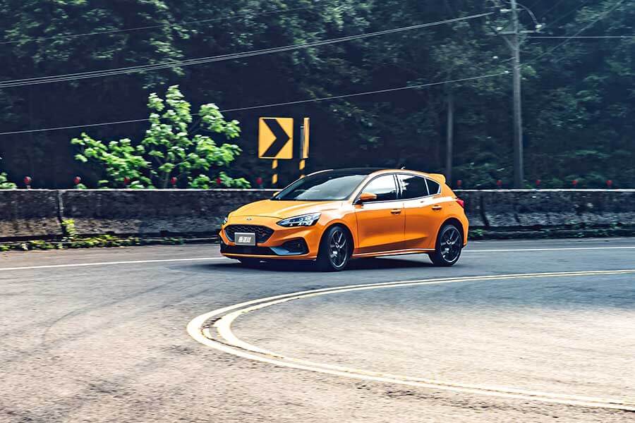 內外相輔相承，就像一部五育均衡發展的鋼砲模範生，有史以來最出類拔萃的Focus ST。