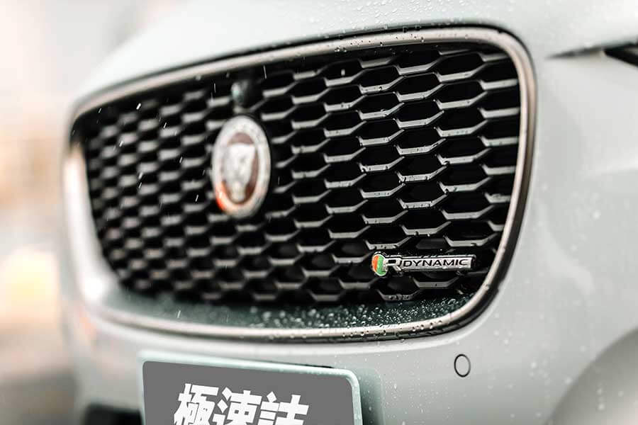 除了後座，Jaguar XE P300一切都讓人心曠神怡。