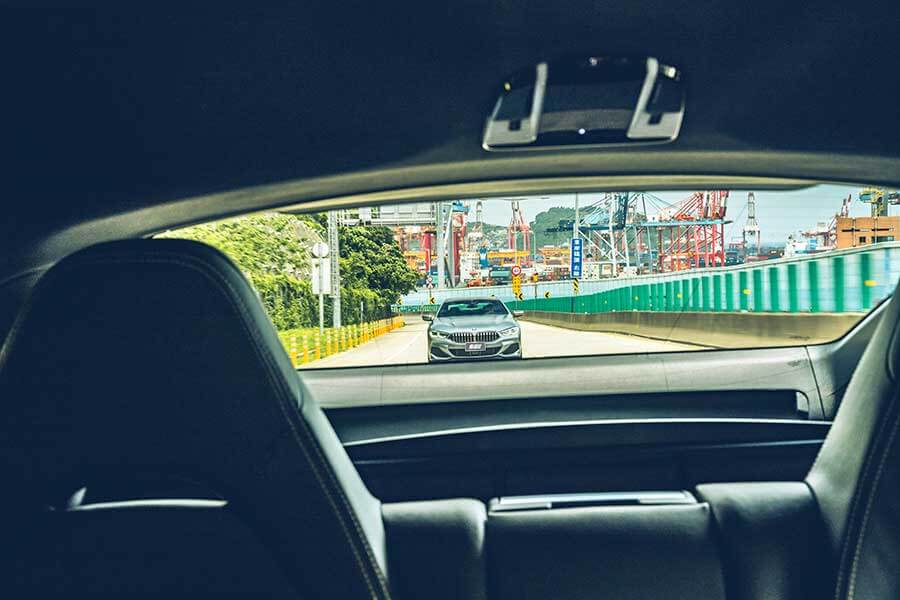 先有四門Coupe,近年又冒出四門GT,其實兩者訴求都相同,感覺就像玩文字遊戲,至於這場遊戲的最後贏家……。