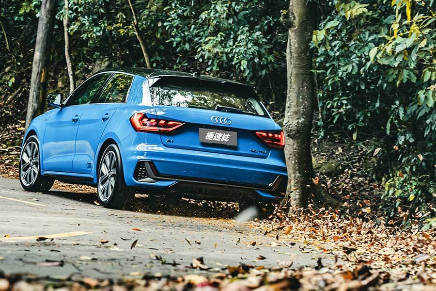 a1-10 Audi A1不是舞刀弄槍刀馬旦,而是人人都會靈光一閃的切仔担。