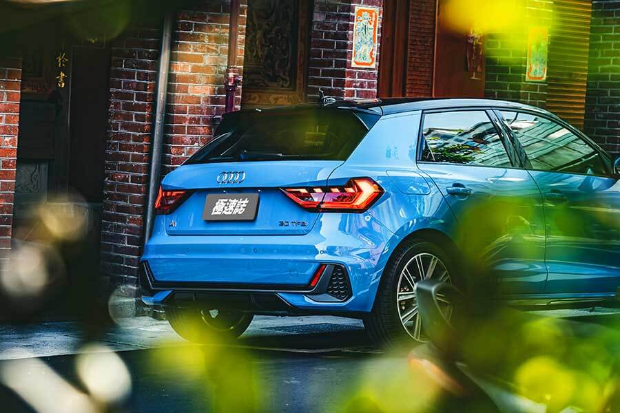 a1-23 Audi A1不是舞刀弄槍刀馬旦,而是人人都會靈光一閃的切仔担。