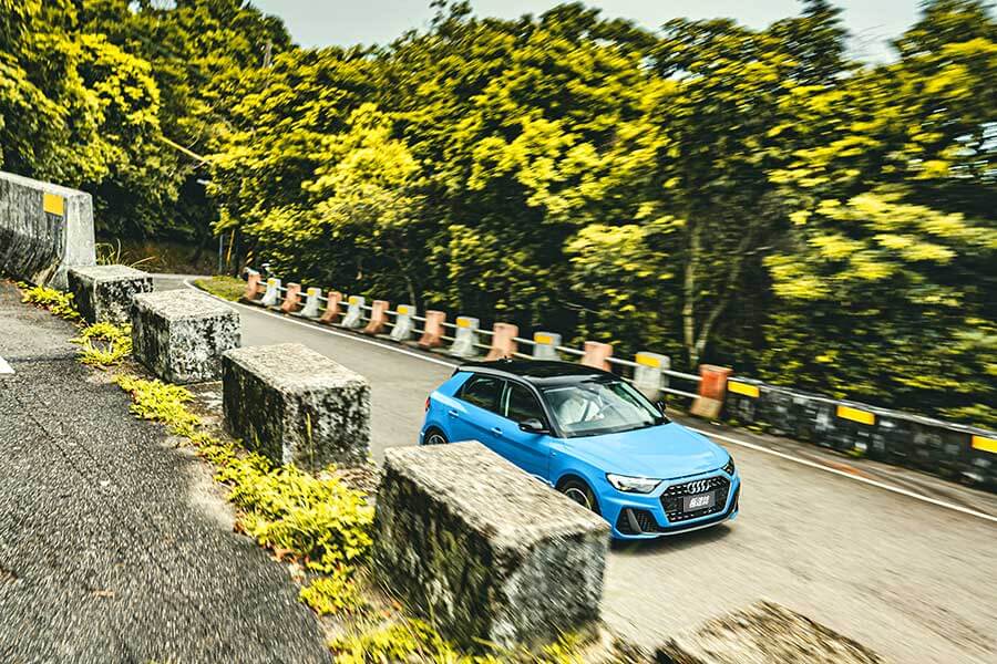 a1-39 Audi A1不是舞刀弄槍刀馬旦,而是人人都會靈光一閃的切仔担。