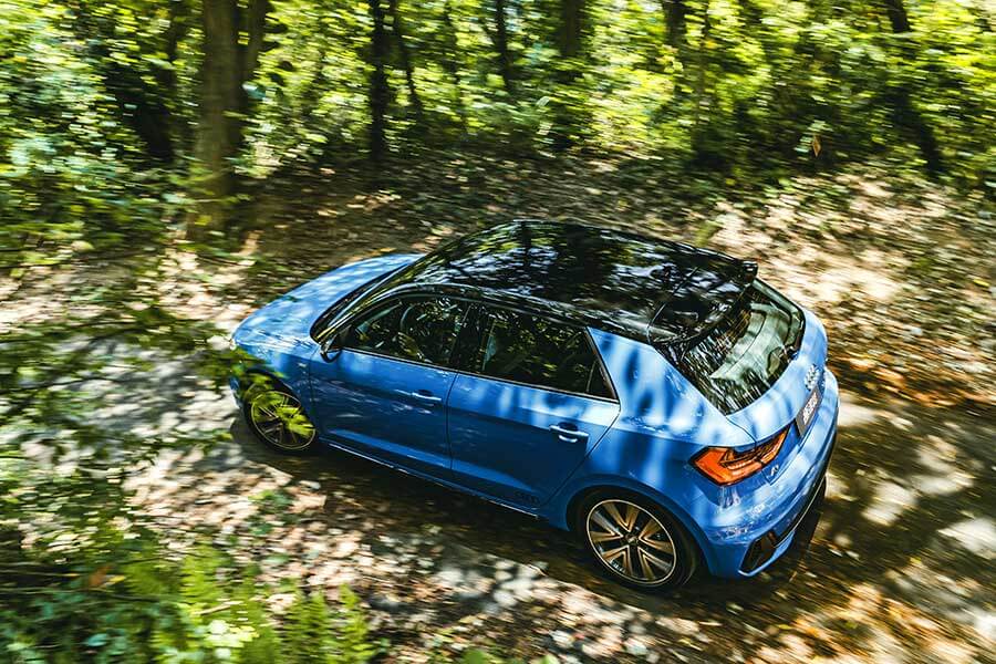 a1-4 Audi A1不是舞刀弄槍刀馬旦,而是人人都會靈光一閃的切仔担。