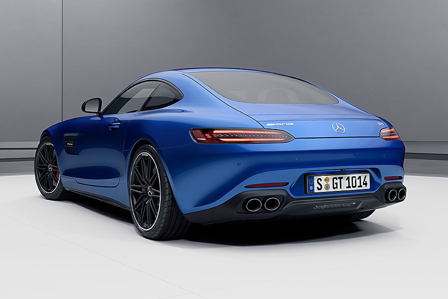 車系編成那麼複雜幹什麼,摻在一起做成AMG GT啊,賓士!