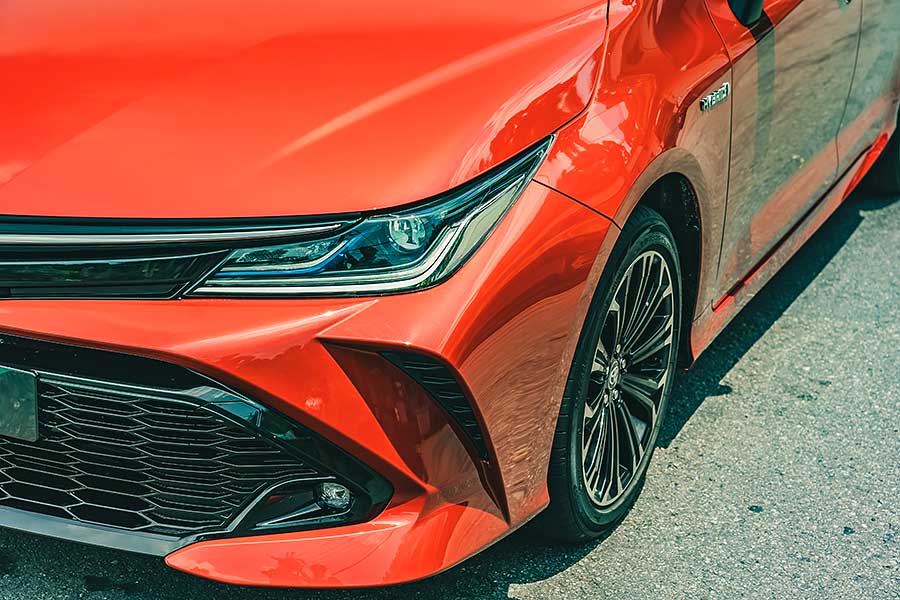 atisgrsporthybrid-16 Altis GR Sport就像身擁少林大力金剛腿的阿星一樣,凡人顏值下卻擁有幹練的身軀,尤其是那日夜穩扎穩打的精實下盤,夠靓的。