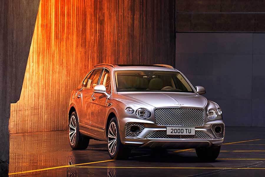 bentayga2021-11 小改款Bentayga?別騙了,其實是跨界Continental GT吧!