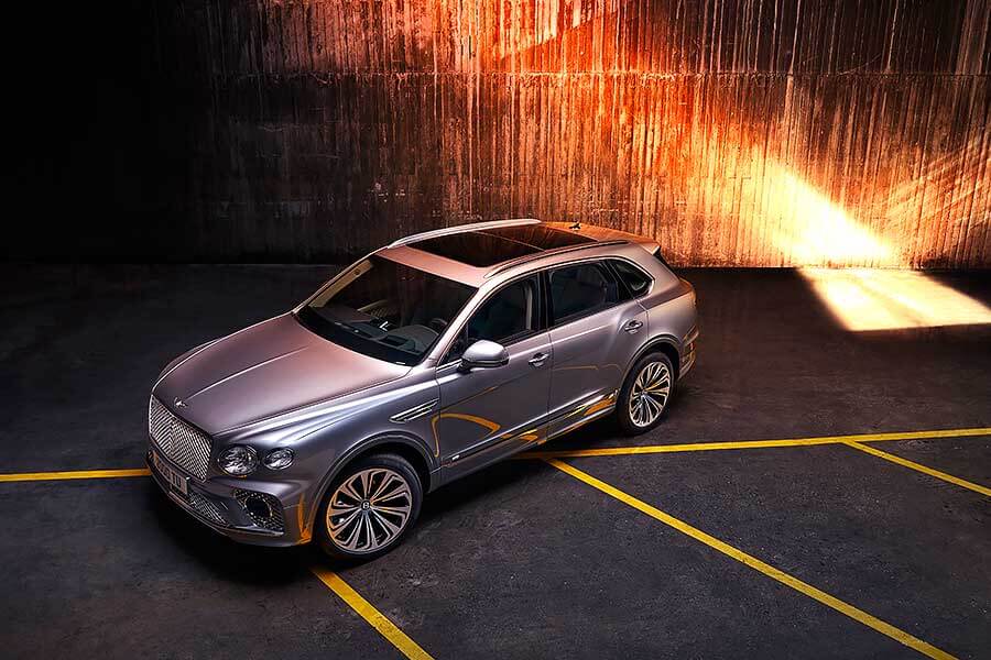 bentayga2021-12 小改款Bentayga?別騙了,其實是跨界Continental GT吧!