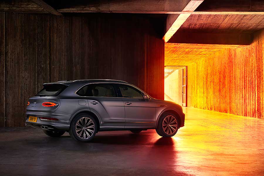 bentayga2021-13 小改款Bentayga?別騙了,其實是跨界Continental GT吧!