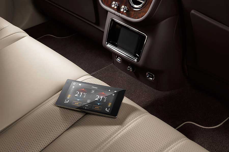 bentayga2021-20 小改款Bentayga?別騙了,其實是跨界Continental GT吧!