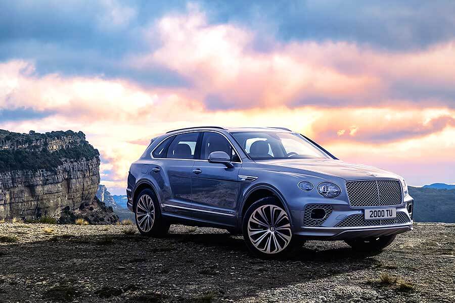 bentayga2021-9 小改款Bentayga?別騙了,其實是跨界Continental GT吧!