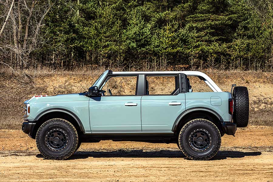 bronco-4 F系列的堅韌+Mustang的精神=2021 Ford Bronco。