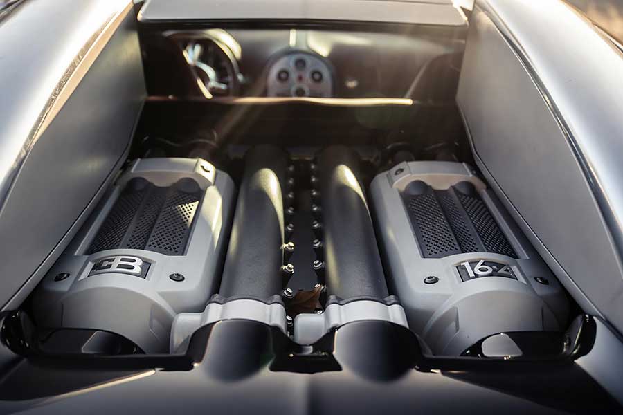 Veyron量產前最後一個原型，世上絕無僅有的EB110賽車，之後發生的故事甚至更加異乎尋常。