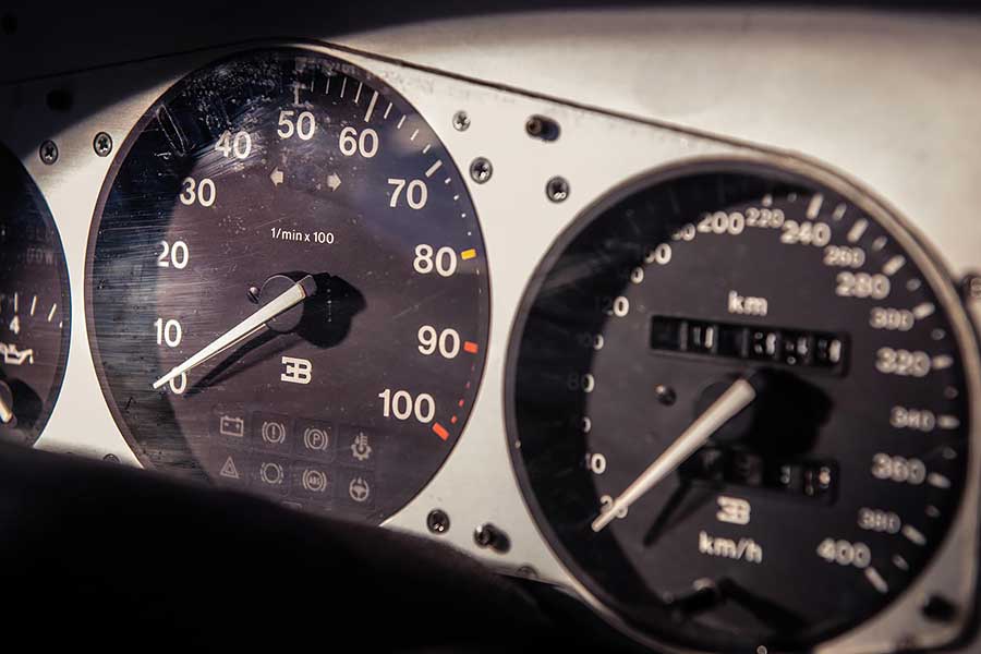 Veyron量產前最後一個原型,世上絕無僅有的EB110賽車,之後發生的故事甚至更加異乎尋常。