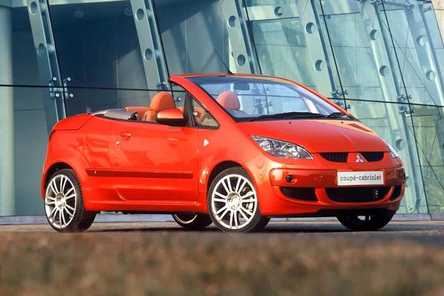 誰規定敞篷車只能帥氣，小巧可愛同樣有型。