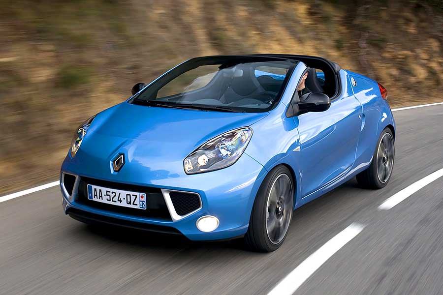 誰規定敞篷車只能帥氣，小巧可愛同樣有型。