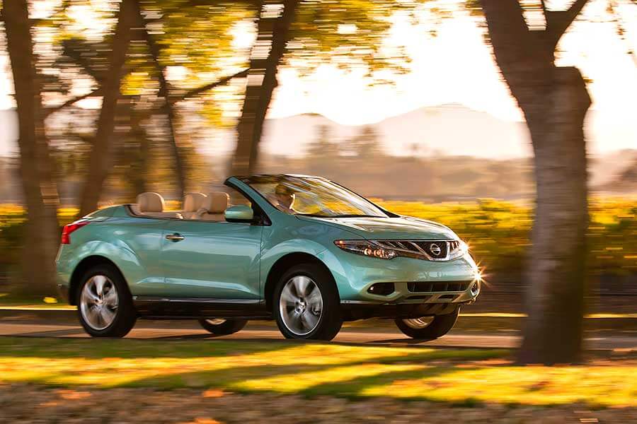 誰規定敞篷車只能帥氣，小巧可愛同樣有型。