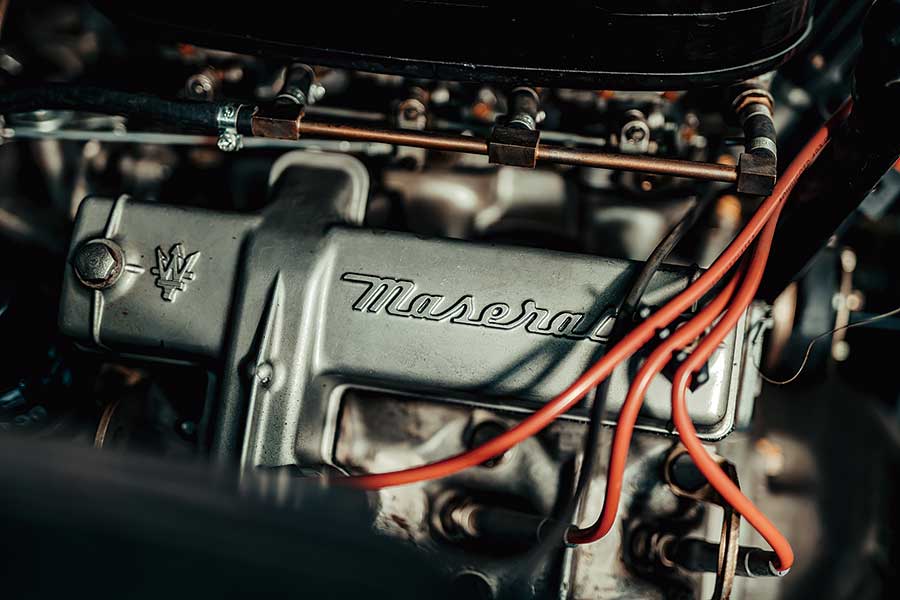 雪鐵龍，大概是世上最有創意的汽車公司，今年喜迎百周年。所以我們專誠集合了六件代表作環遊法國，為這個大日子獻上一場別開生面的賀壽巡遊。