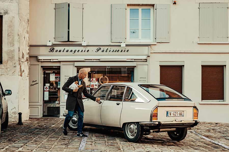 雪鐵龍，大概是世上最有創意的汽車公司，今年喜迎百周年。所以我們專誠集合了六件代表作環遊法國，為這個大日子獻上一場別開生面的賀壽巡遊。