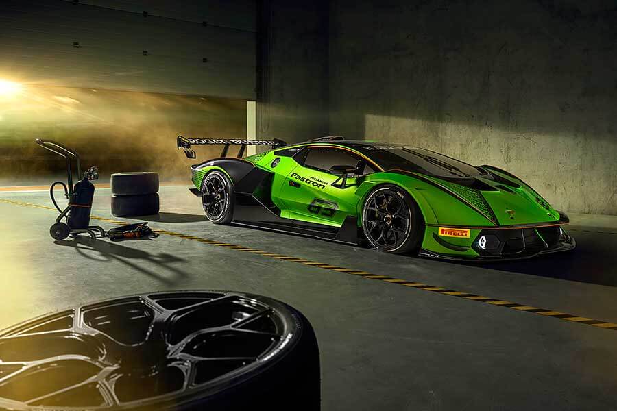 承襲波隆那V12賽道基因,Essenza SCV12為您獻上最純粹的賽道體驗。