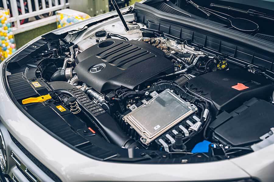 走進展間看看三芒星旗下有沒有適合自己的SUV時,你會發現你陷入了四面包抄、請君入甕的局勢。