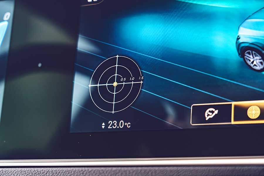 gle53-26 雖然現在是夏天,不過GLE 53卻像一股秋風,以攻無不克之姿縱橫山林之間,好不暢快。