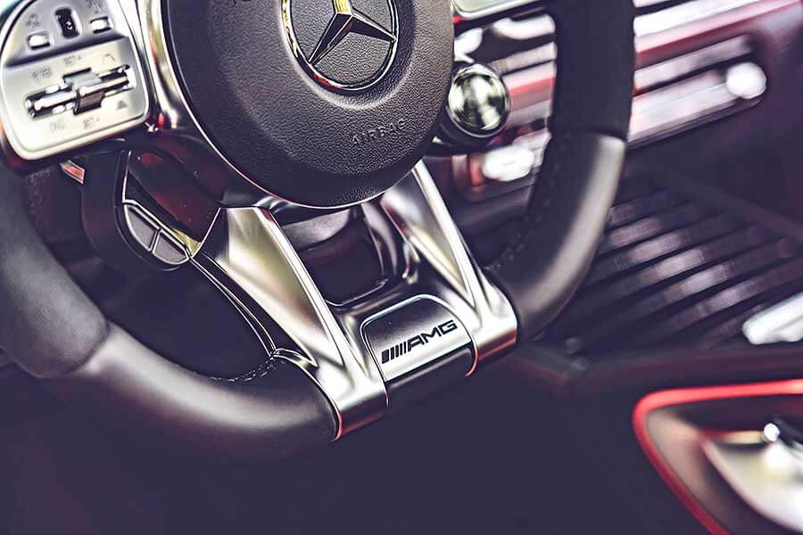 gle53-4 雖然現在是夏天,不過GLE 53卻像一股秋風,以攻無不克之姿縱橫山林之間,好不暢快。