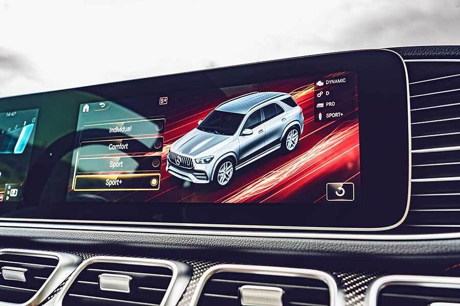 gle53-7 雖然現在是夏天,不過GLE 53卻像一股秋風,以攻無不克之姿縱橫山林之間,好不暢快。