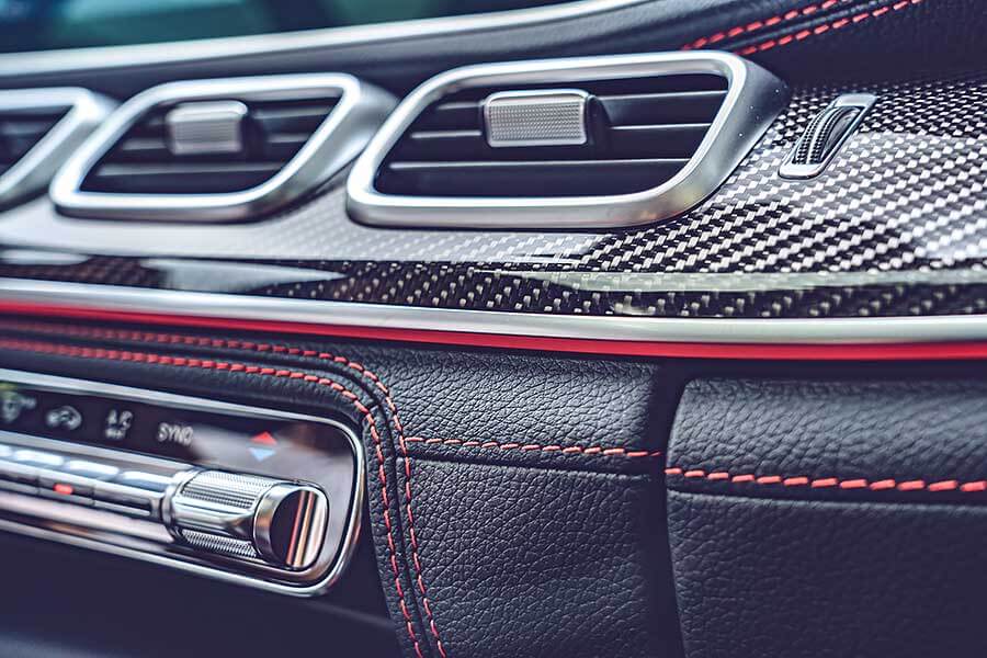 gle53-8 雖然現在是夏天,不過GLE 53卻像一股秋風,以攻無不克之姿縱橫山林之間,好不暢快。