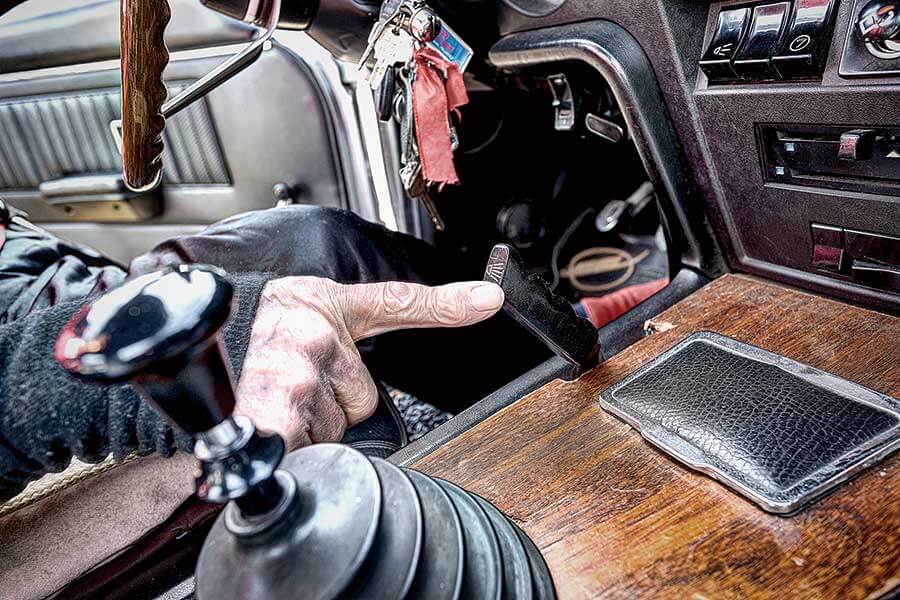 gt1900-15 日本廣告的開場白,愈來愈常用「從此進入人生100年時代」,意思是在醫學等領域不斷進步時,人類壽命亦愈來愈長,很快大家活到百歲已不稀奇。