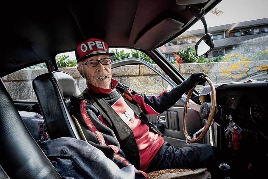 gt1900-16 日本廣告的開場白,愈來愈常用「從此進入人生100年時代」,意思是在醫學等領域不斷進步時,人類壽命亦愈來愈長,很快大家活到百歲已不稀奇。