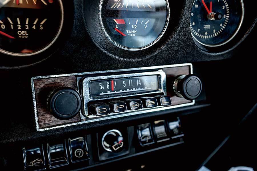 gt1900-24 日本廣告的開場白,愈來愈常用「從此進入人生100年時代」,意思是在醫學等領域不斷進步時,人類壽命亦愈來愈長,很快大家活到百歲已不稀奇。