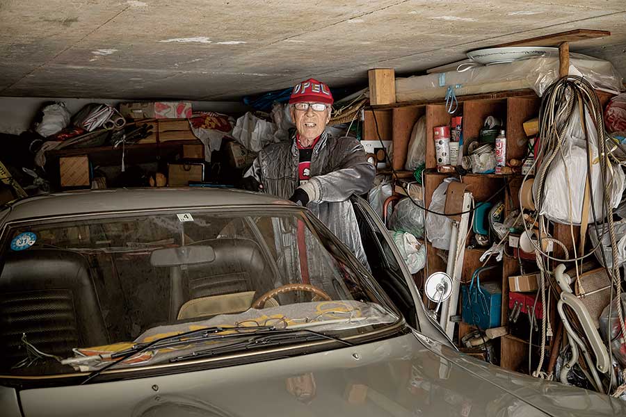 gt1900-3 日本廣告的開場白,愈來愈常用「從此進入人生100年時代」,意思是在醫學等領域不斷進步時,人類壽命亦愈來愈長,很快大家活到百歲已不稀奇。