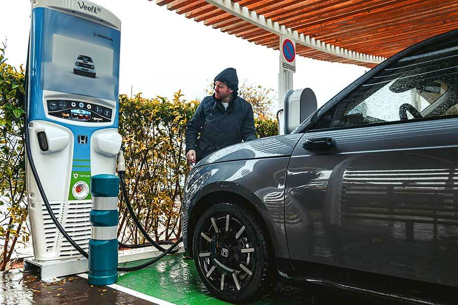 2020年度最令人興奮的兩款電動城市車現已在此，電動車是否迎來大行其道的時刻呢？