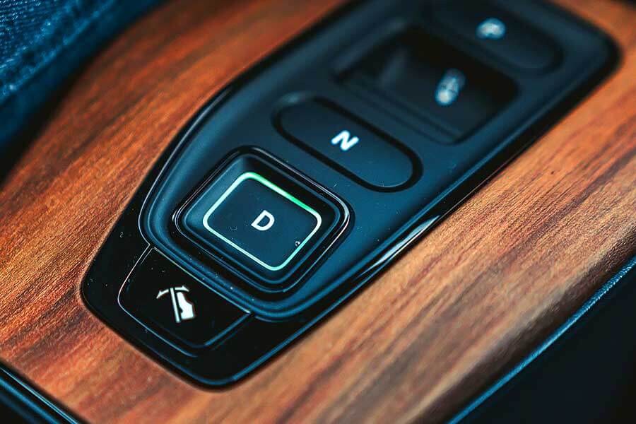 2020年度最令人興奮的兩款電動城市車現已在此，電動車是否迎來大行其道的時刻呢？