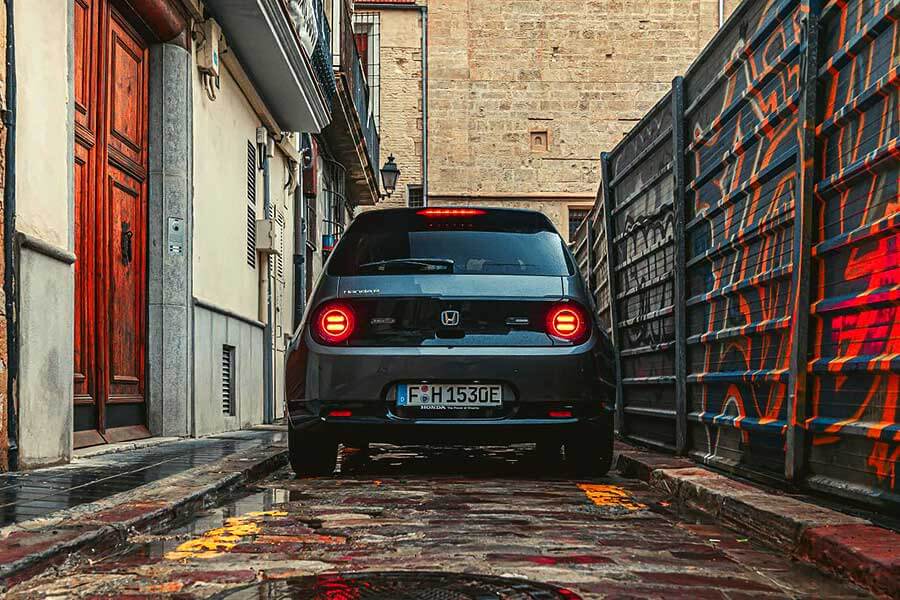 2020年度最令人興奮的兩款電動城市車現已在此，電動車是否迎來大行其道的時刻呢？