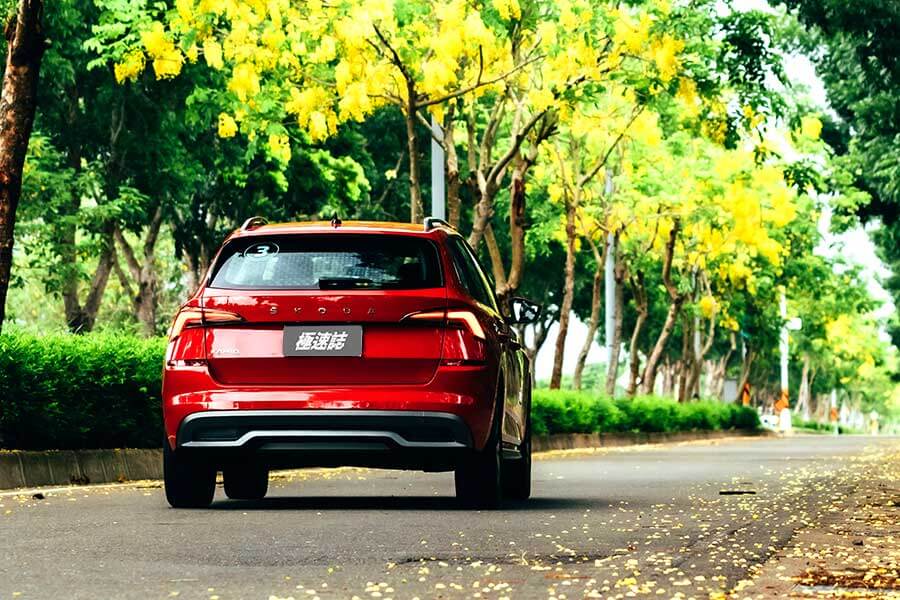 kamiq1.5-10 儼然是車界的健達出奇蛋,擁有新穎外型豐富內在之外,享用過的朋友都想一吃再吃啊!