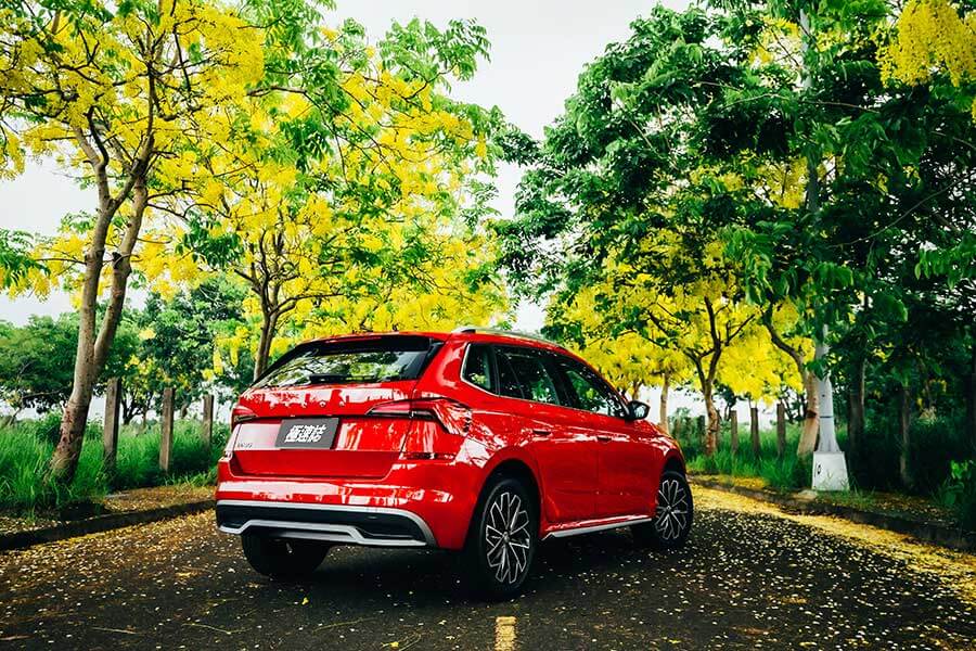 kamiq1.5-11 儼然是車界的健達出奇蛋,擁有新穎外型豐富內在之外,享用過的朋友都想一吃再吃啊!