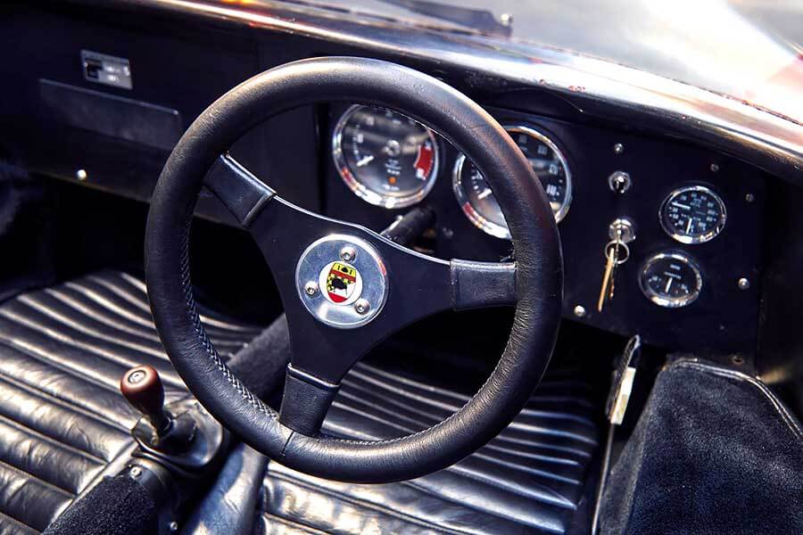 世人痛失Bruce McLaren五十年後,我們追查到他首部街車的下落。