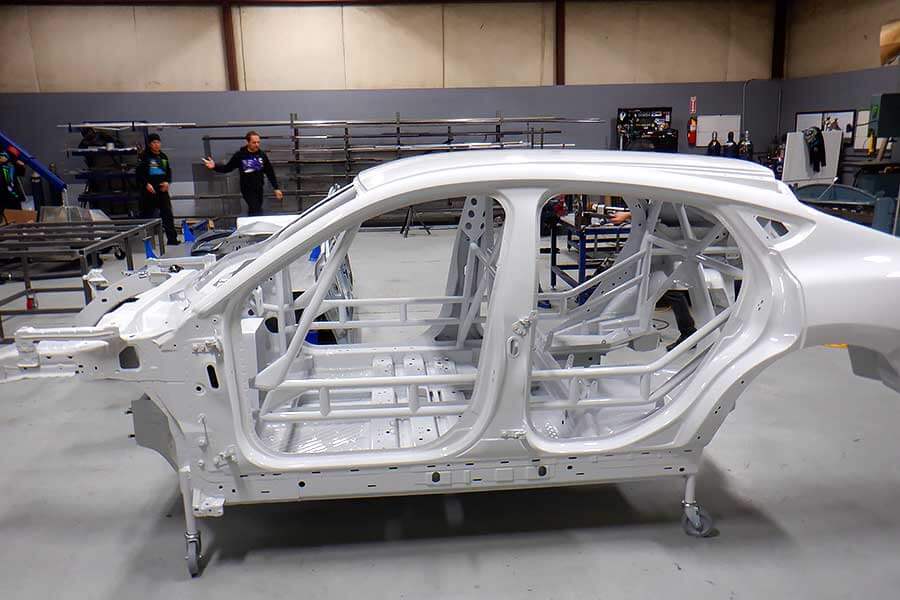 mache1400-2 七具電動馬達傍身,再粗勇的輪胎也經不起折磨吶!