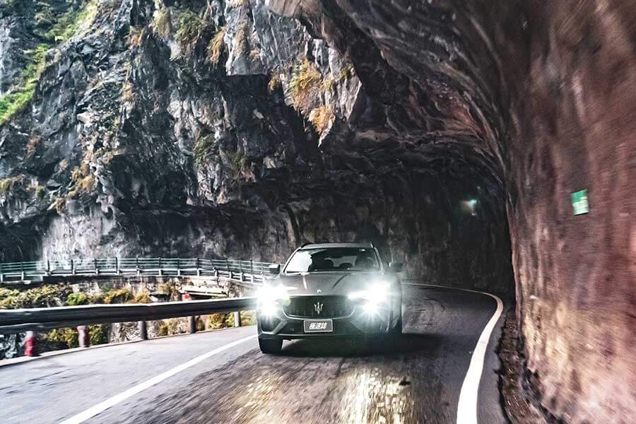 maseratigt-29 電動車大行其道,汽油車儼如末日黃花,既然大勢已定,何不及時行樂。